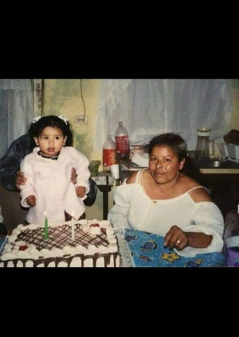 SEGUNDO CUMPLEANOS A LADO DE MI MARAVILLOSA ABUELA