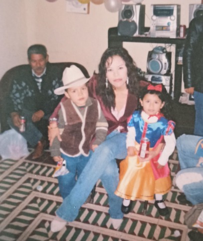 MI PRIMERA FIESTA DE CUMPLEANOS ( SOY BLANCA NIEVES )