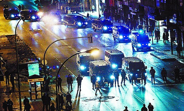 Llegan refuerzos de la policía nacional