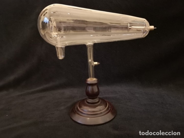 Descubrimiento de los Rayos X timeline | Timetoast timelines