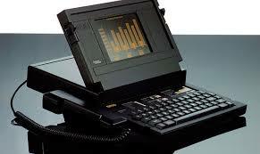 Ordenador Portátil (Laptop)