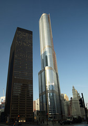 Comenzó a trabajar para IBM.