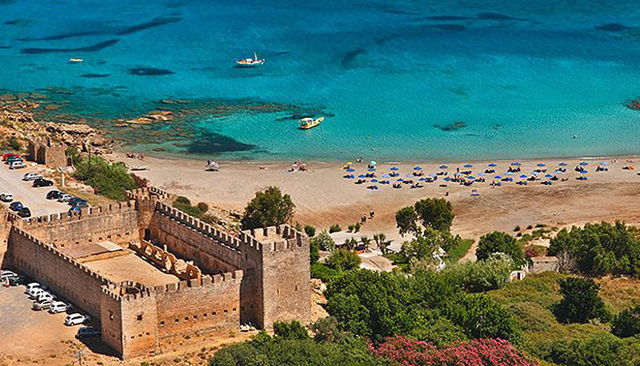 Πρώτες μάχες