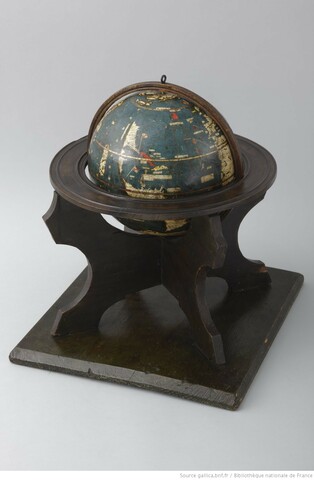 Carte et globe de Waldseemüller