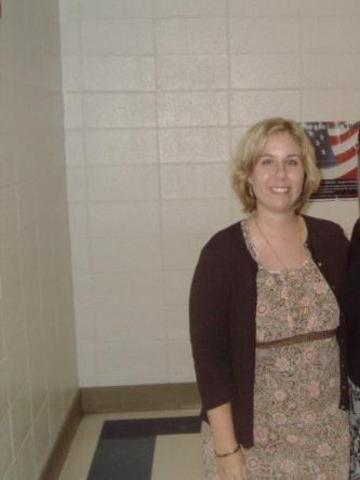 Stephanie gets a teaching job in Andalusia, AL