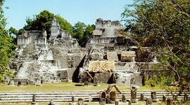 Timeline: La Civilización Maya