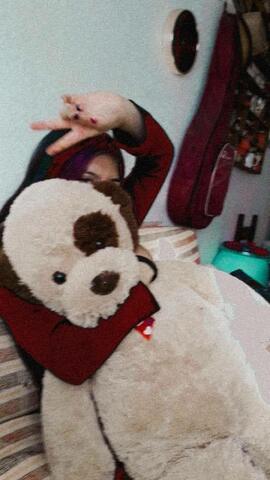 Tú tan linda con Remi