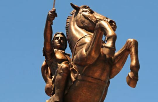 Alejandro el Grande y el sistema de staff