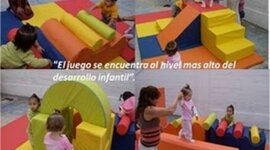 Timeline: DESARROLLO MOTOR GRUESO DEL NIÑO DE 20 A 24 MESES