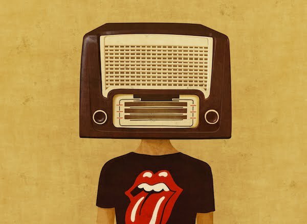 Primeres emissions de ràdio en streaming