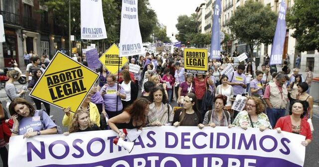 Regularització avort a Espanya.