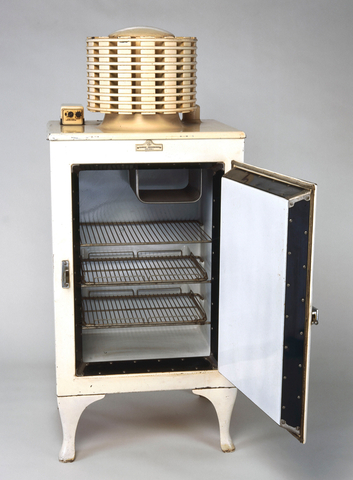 Invention of the First Refrigerator