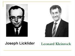 Leonard Kleinrock y J.C.R Licklider.