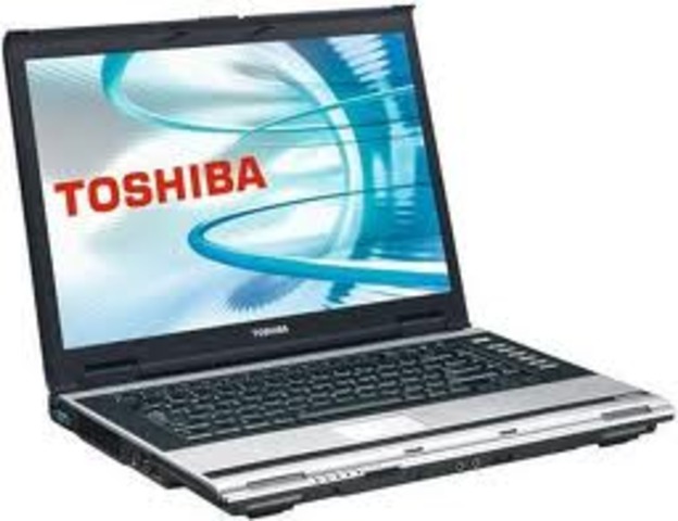Mi primer ordenador: ordenador portatil Toshiba Satellite