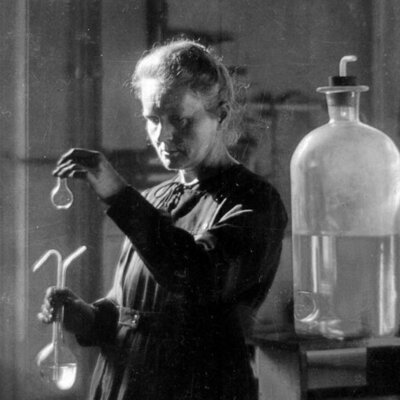 Timeline: Madame Curie