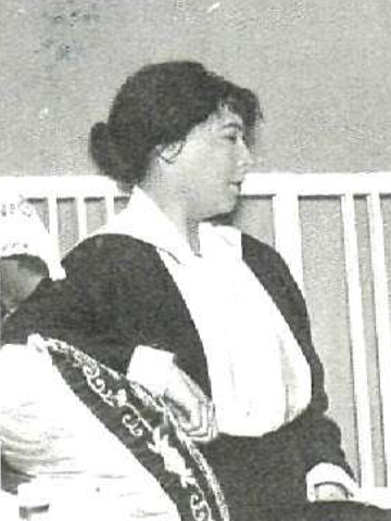 Su casamiento con Julia Guinda de Urzanqui