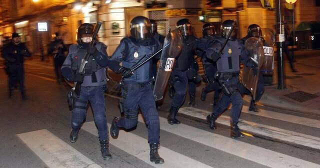 Llegan refuerzos policiales desde Madrid.