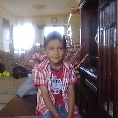 Timeline: omar alonso morales perez grupo 200