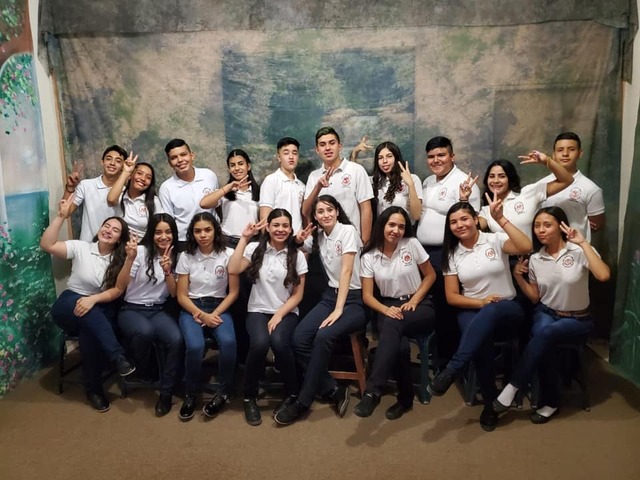 Me gruadue de la Secundaria