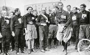 Se funda el Partido fascista en Italia.