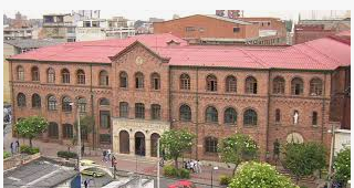 Universidad Santo Tomás de Aquino