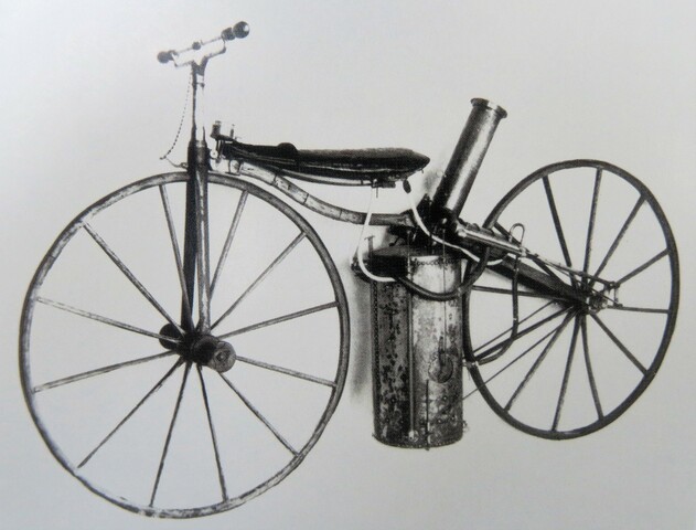 Primera moto conceptual