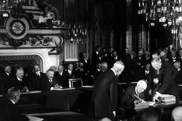 Kellogg Briand Pact is signed