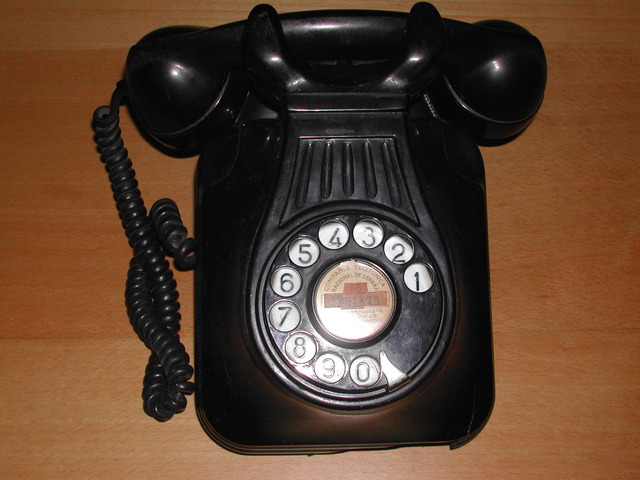 Mi primer telefono fijo