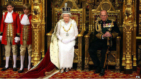 3. Formas de Gobierno Dependientes de una Persona:Monarquia