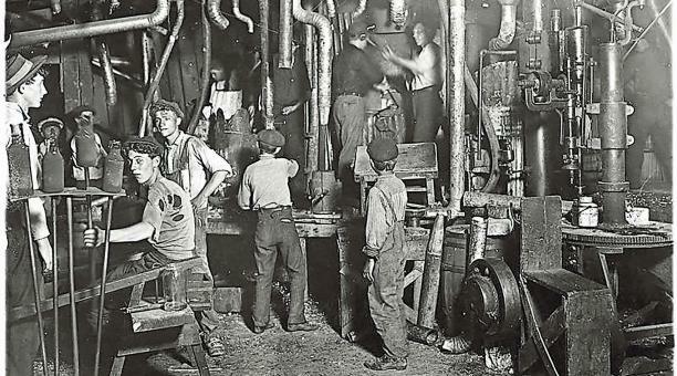 Se establece la jornada laboral de 11 horas