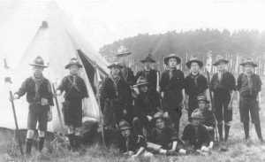 Primer campamento de los Boyscouts