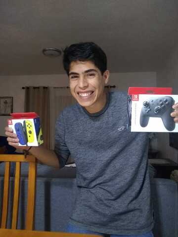 Arón Emilio García Reyes