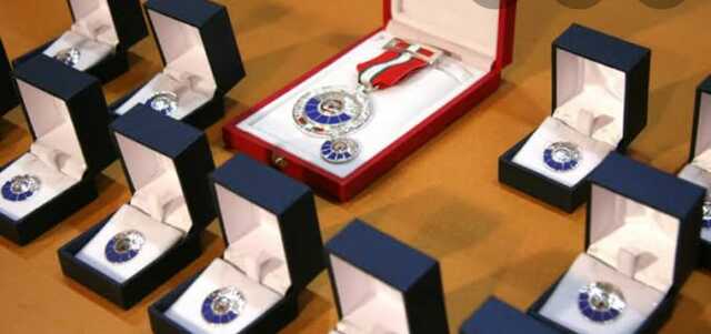 Meciones honorificas escolares