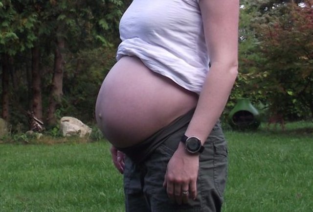 8 months pregnant