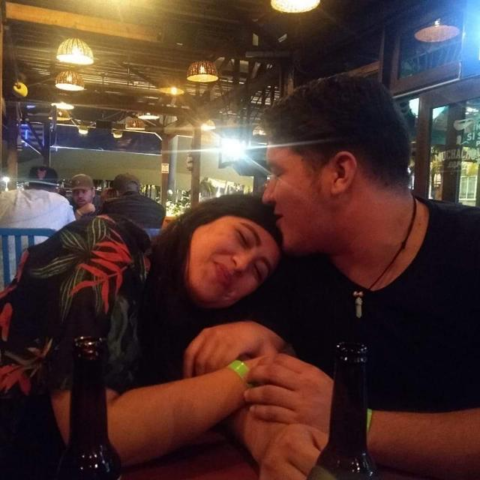 Mi primera hija tramita su licencia para conducir