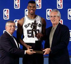 David "Biceps" Robinson gana el MVP