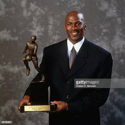 Jordan gana su 4º MVP