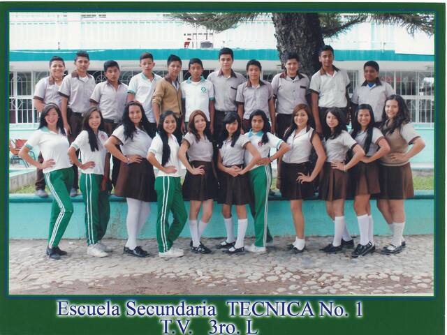 Toma de fotografías de graduación en Secundaria