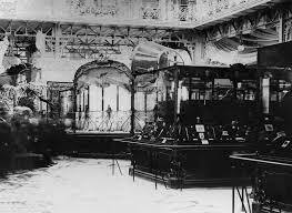 Lalique and the Universal Exhibition in Paris