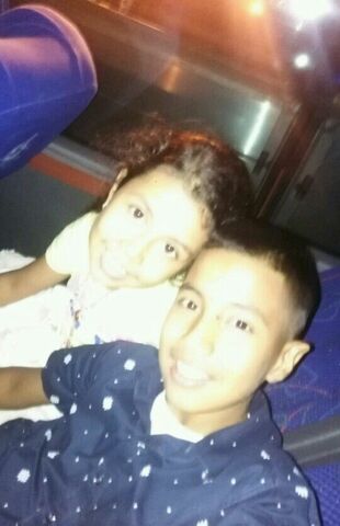 Conocí a mi hermano.