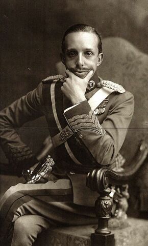 Inicio del reinado constitucional de Alfonso XIII