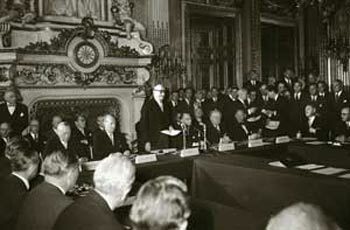 Creación de la Comunidad Europea de Defensa