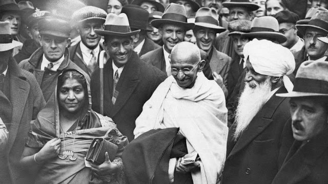 Mahatma Gandhi. India consiguió su independencia de Gran Bretaña