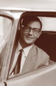 Il senatore Giulio Andreotti viene accusato di essere il mandante dell'uccisionedel giornalista Mino Pecorelli