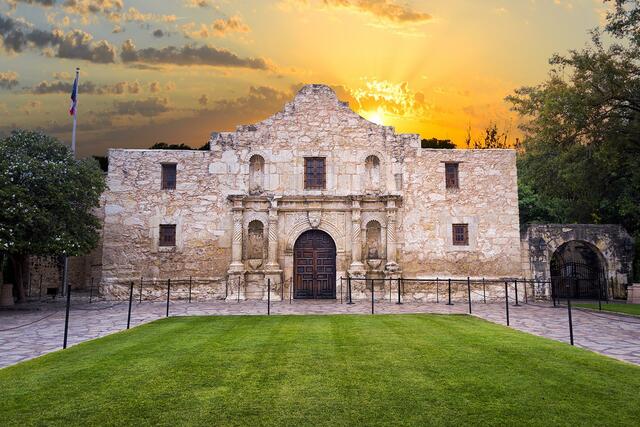 The Battle of the Alamo