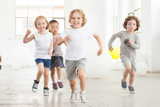 NIÑEZ TEMPRANA (Tres a Seis años)