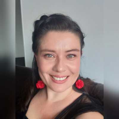 Timeline: UN POCO DE MI