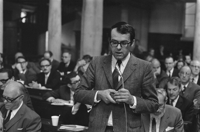 •	Simón C. Dik: 1940 – 1995