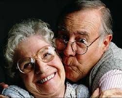 ADULTEZ TARDIA (65 hacia adelante)