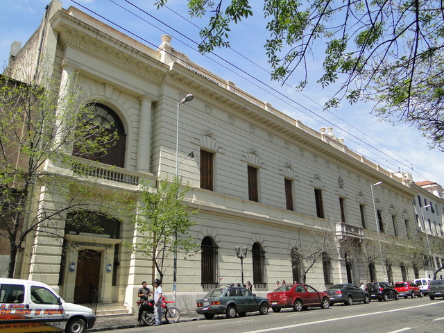 Institución positivista en Argentina